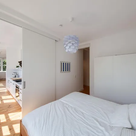 Kuenstlerhaus In By Interhome *